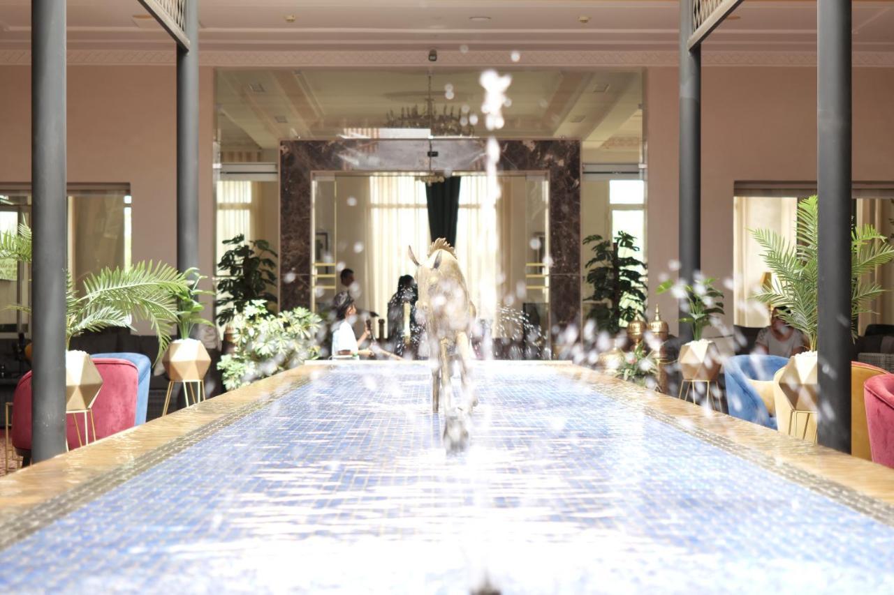 El Olivar Palace Marrakech El Harkat 외부 사진 The interior of the hotel