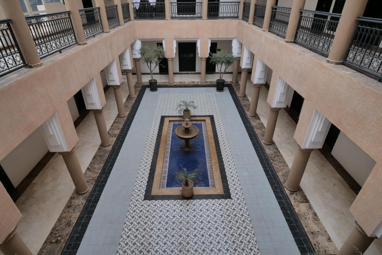 El Olivar Palace Marrakech El Harkat 외부 사진 The central courtyard of the hotel