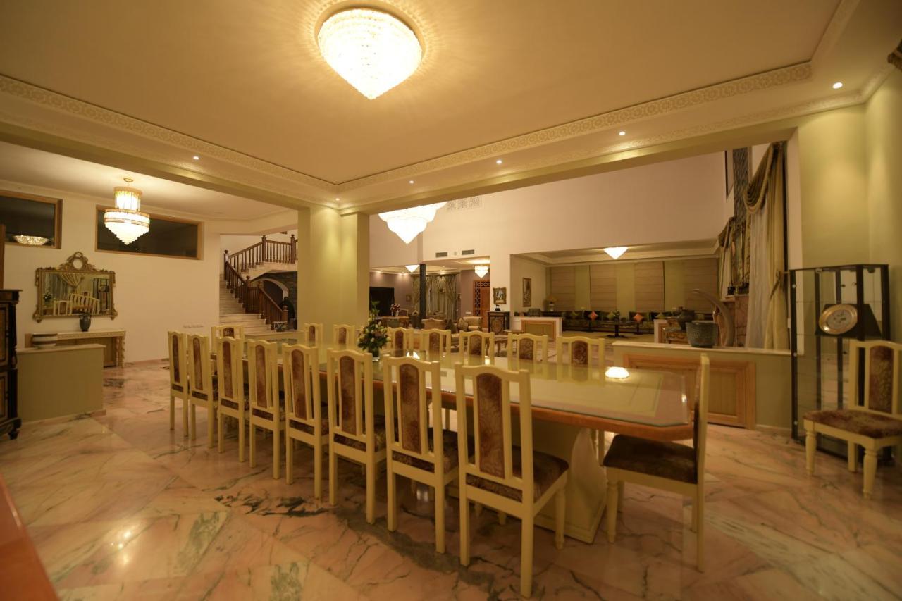 El Olivar Palace Marrakech El Harkat 외부 사진 The dining room