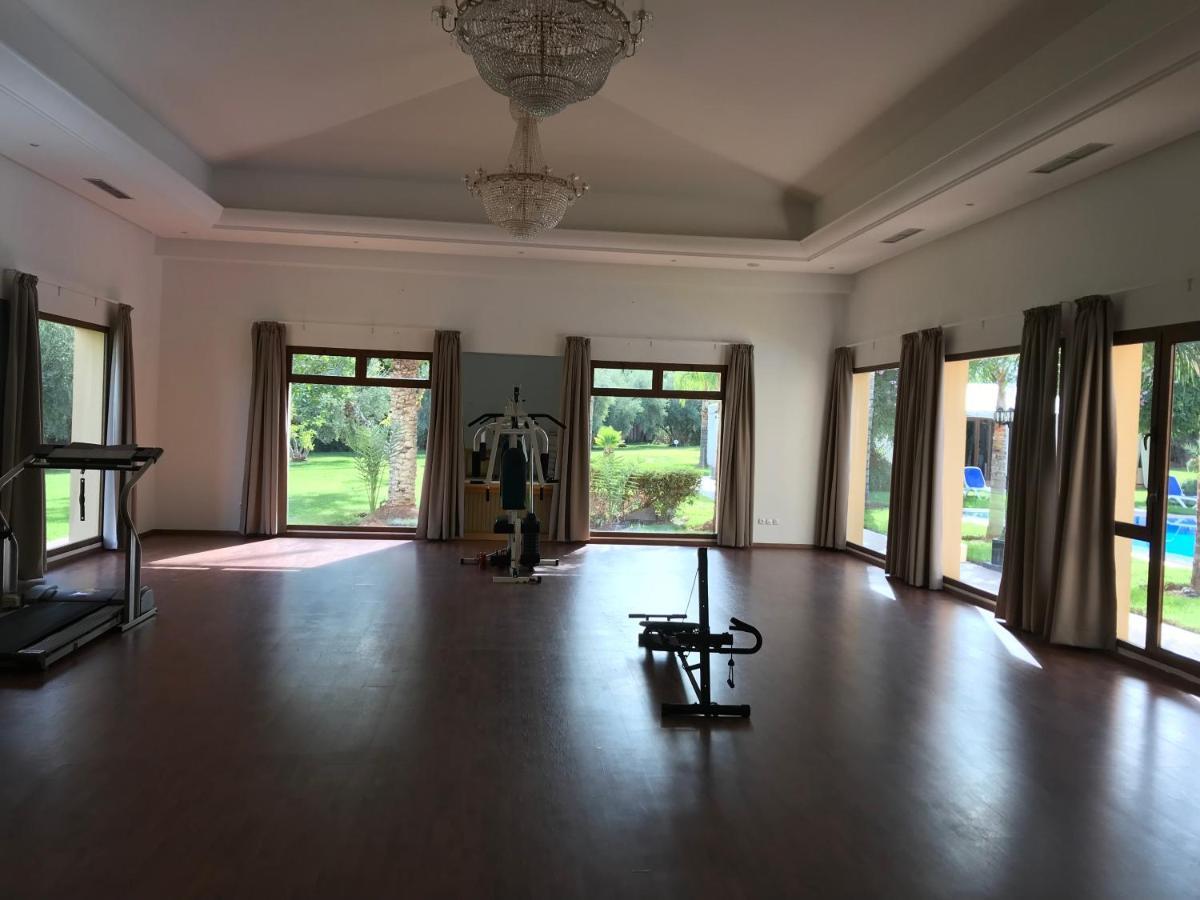 El Olivar Palace Marrakech El Harkat 외부 사진 The gym at the residence of the ambassador of the United States to the Republic of the Congo
