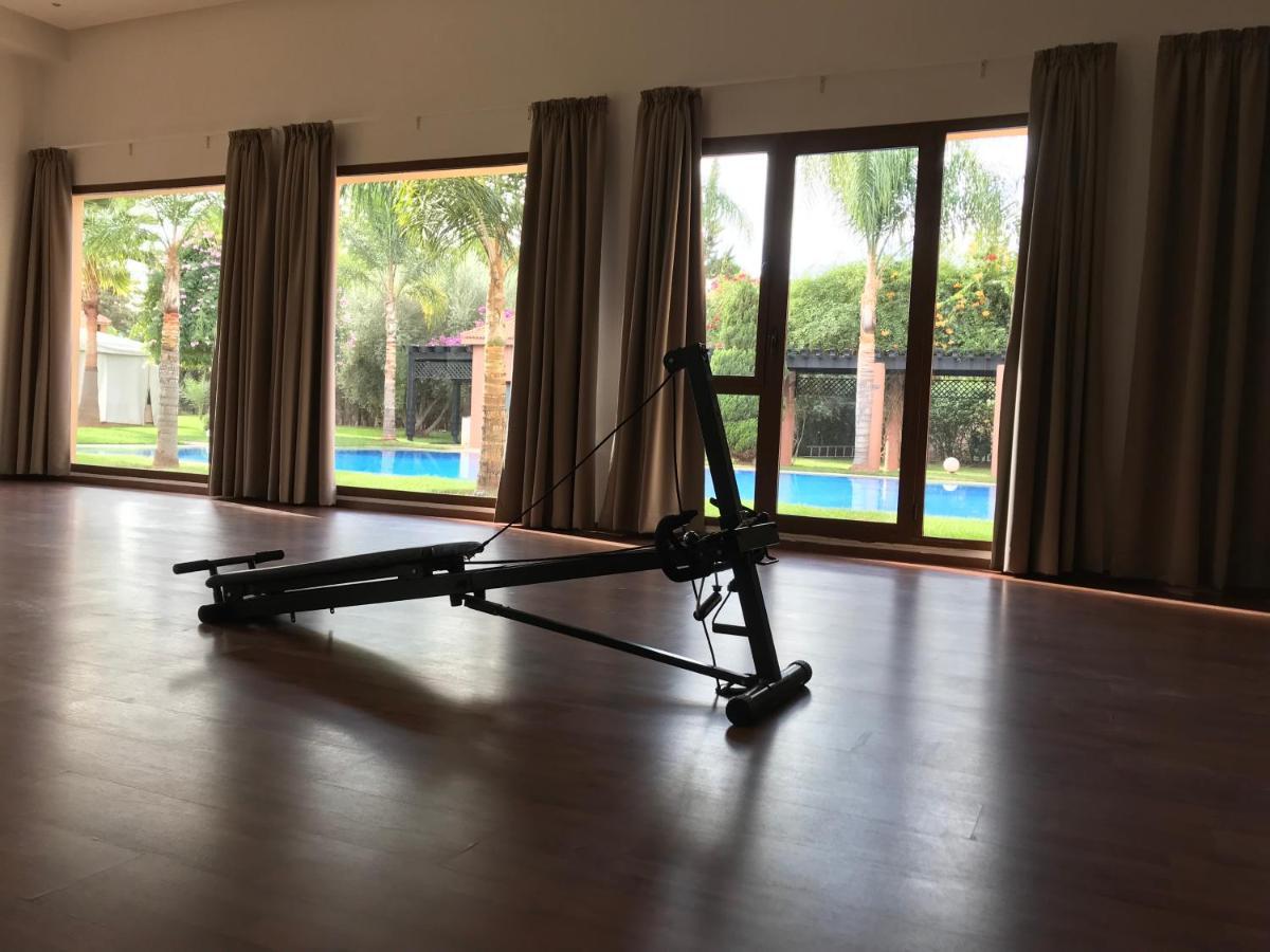 El Olivar Palace Marrakech El Harkat 외부 사진 A Pilates reformer